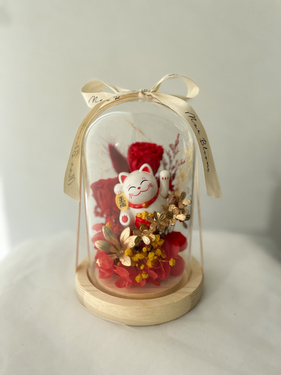 Lucky Cat Flower Glass Dome